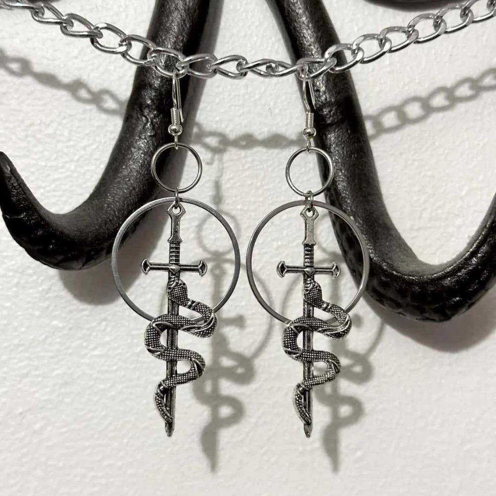 Dark Gothic Sliver Color Circular Ring Snake Sword Dangle Earrings for Women Halloween Party Devil Killer Hip Hop Jewelry Gifts