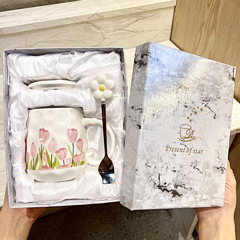 INS wind high-value flower mug with lid spoon household girl heart ceramic cup student breakfast milk cup