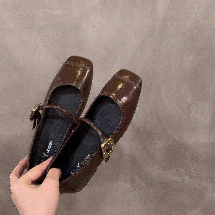 Silver Square Head Soft Sole Light Mouth Mary Jane Shoes Women's 2025 New Spring and Summer Word with Retro French Flat Shoes