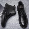 Botas de Cano Alto Estilo Britânico Botas de Ferramenta Quentes com Botas de Pelo Calçados para Homem Tendência Preto Bonito Botas de Couro Calçados Masculinos