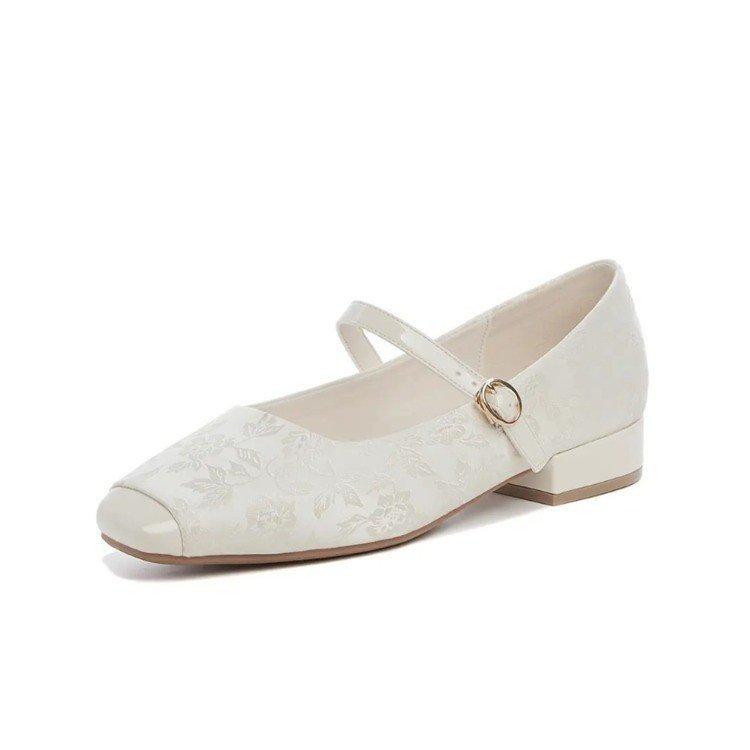 New Chinese Mary Jane women's shoes 2025 new spring and autumn satin square head thick heel ballet French light mouth single shoes