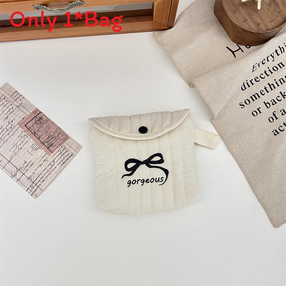 Modern Minimalist Polyester Large Capacity Sanitary Pad Storage Bag For Bedroom Organization
