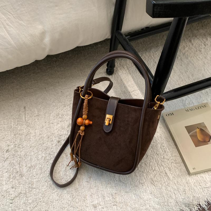 Сумка подмышку женская новая ретро дорожная сумка через плечо модная изысканная сумка-ведро кроссбоди