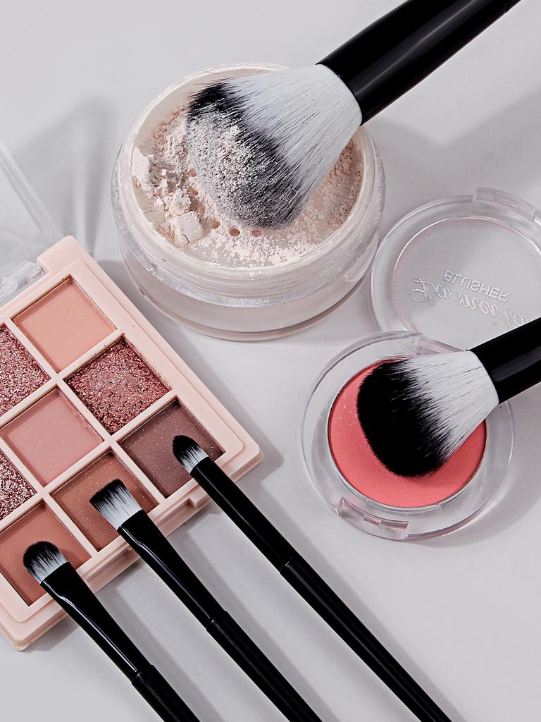 Black 17PCS Makeup Tool Set, 13PCS Makeup Brush Set, 4PCS Makeup Sponge, Beauty Egg, Dry and Wet Dual-purpose Sponge Powder Puff