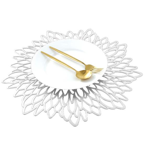 Good Table Lightweight All-matching Mat Burr Free