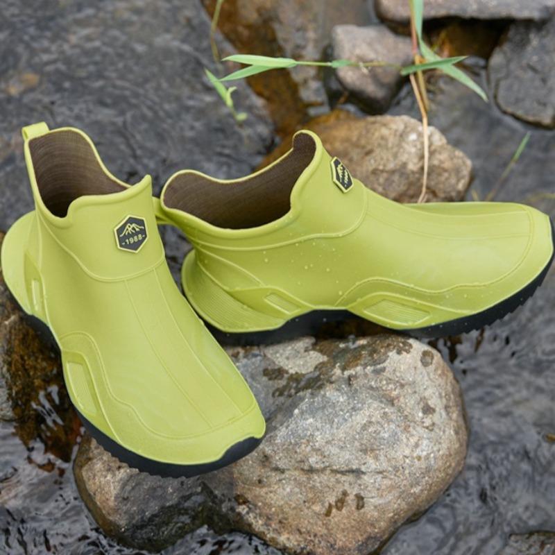 Fashion 36-44 Fashionable Men's and Women's Rain Boots,new Waterproof Short Rain Boots for Men,couple Camping Mountain Men's Water Shoes