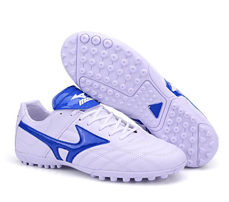 

Special football shoes men s TF flat bottom broken nails cement floor indoor training shoes students artificial grass long nails leather feet 35 белый