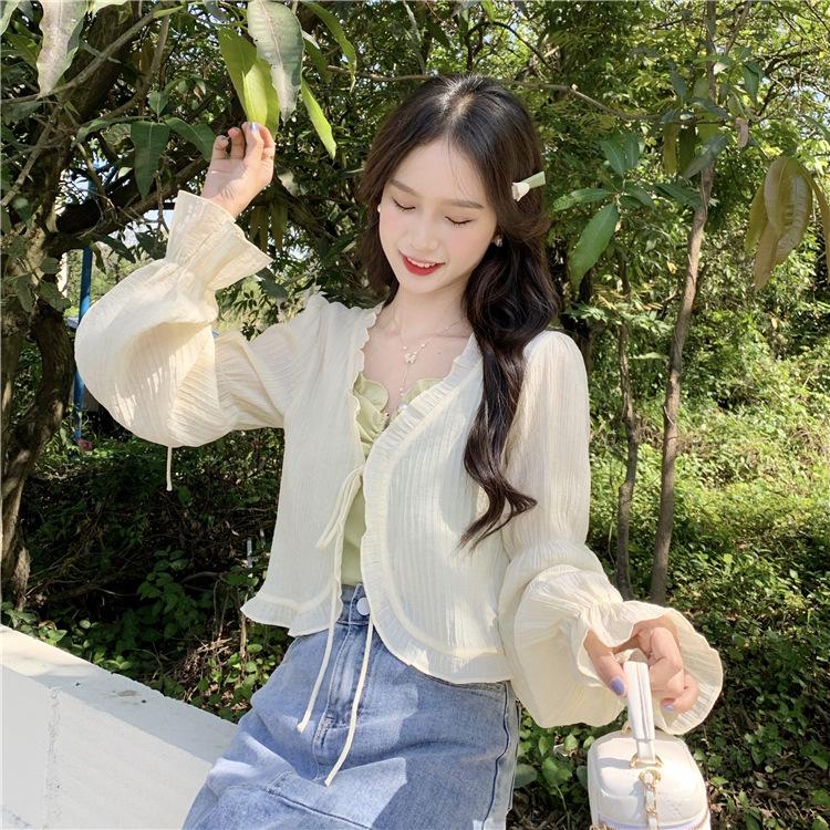 

Sunscreen shirt jacket female design sense niche cardigan summer thin style fresh and sweet Korean chic cropped top woman woman One size fits all білий
