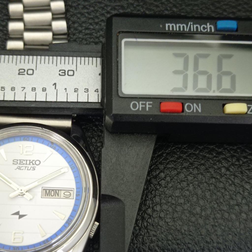 USED VINTAGE SEIKO ACTUS AUTOMATIC 7009A JAPAN MENS WHITE DIAL WATCH a433677-2 R118-a433677