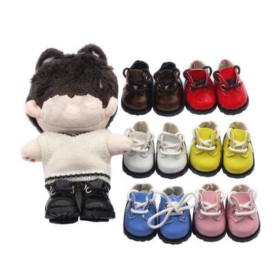 Glänzende Spielzeugschuhe 3,8X2,3cm Riemen Finger Schuhe Modepuppenschuhe Baumwollpuppe