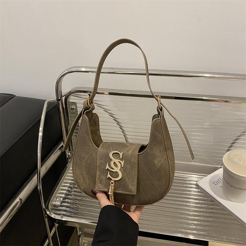 

Large capacity retro premium texture autumn and winter new armpit bag femininity light luxury versatile commuting shopping shoulder bag хакі