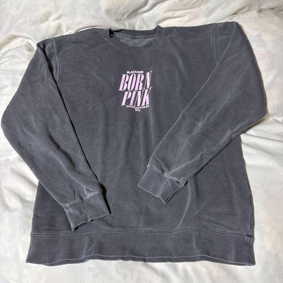 

[USED] BLACKPINK Born Pink World Tour Sweatshirt