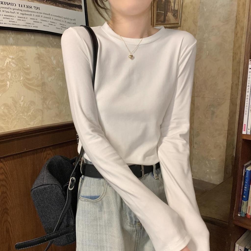 Women's Slim Fit Pure Cotton White Long-Sleeve T-Shirt, Round Neck, Regular Shoulder, Versatile Base Layer for Spring, Autumn, or Winter