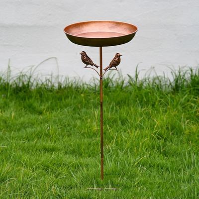 Garden Decoration Iron Garden Birdbath Vintage Large Capacity Bird Feeding Dish Rustproof Tall Bird Water Bowl Courtyard