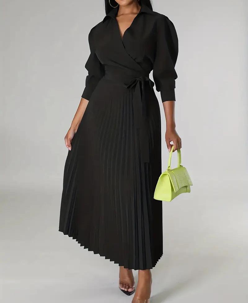 2025 Autumn Bestseller: Elegant V-Neck Long-Sleeve Pleated Waist-Cinching Women's Coat