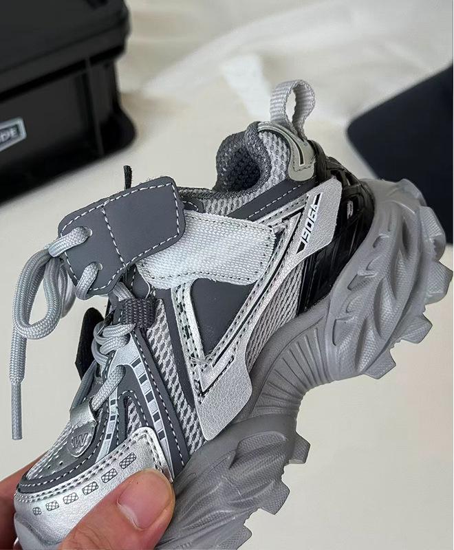 2026 Vår Barn Trendiga Lätta Mesh Löparskor - Andningsbara Unisex Sport Sneakers