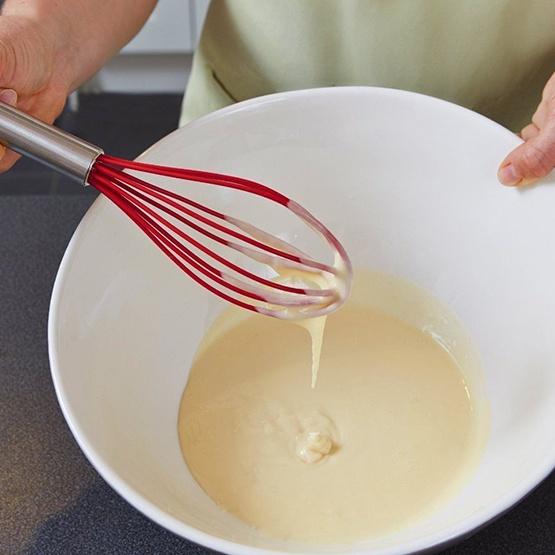 Stainless Steel 304 Egg Beater Cream Whisk Mixer Baking Tool 8 Inch Modern Simple Style