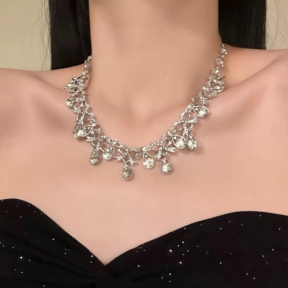 2 pieces Bow Rhinestone Jewelry Set Inlaid Crystal Necklace Set Necklace Earrings Set  Party
