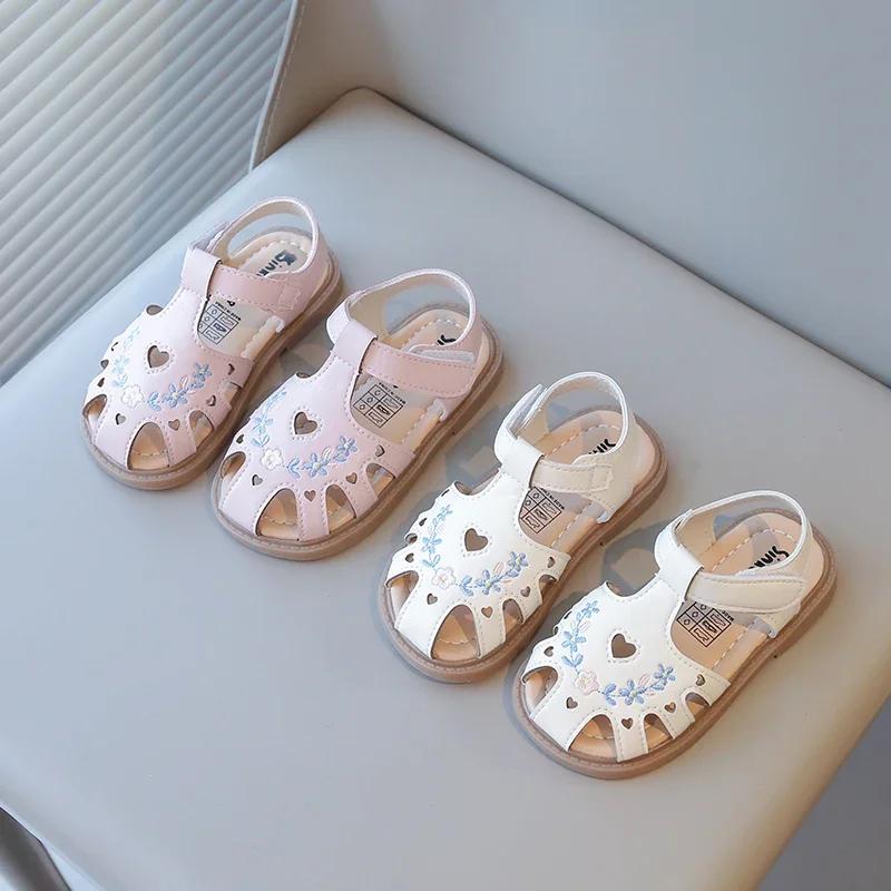 children's shoes sweet little girl sandals summer new princess embroidery flower toe cap sandals fashionable and elegant