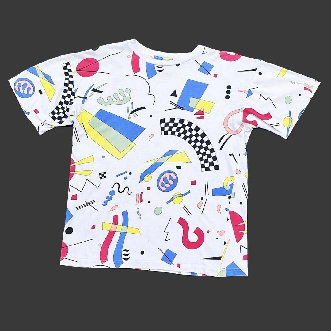 Guggenheim Museum New York 1990 90s Vintage Art All Over Graphic Print Unisex T-Shirt XL