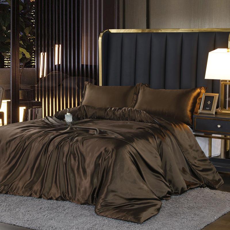 Summer Nude Four-Piece Solid Color Mulberry Silk Bedding Set with Ice Silk Bed Sheet