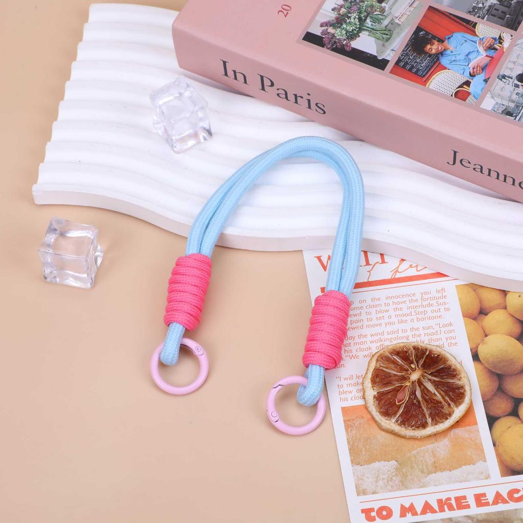 Versatile 2025 Portable Phone & Camera Keychain Lanyard
