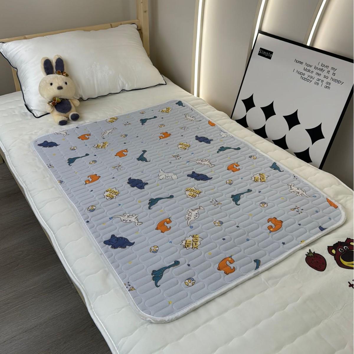 

Пятислойный хлопковый впитывающий коврик для детской коляски класса А — нескользящий, водонепроницаемый и герметичный. 50cm x 70cm