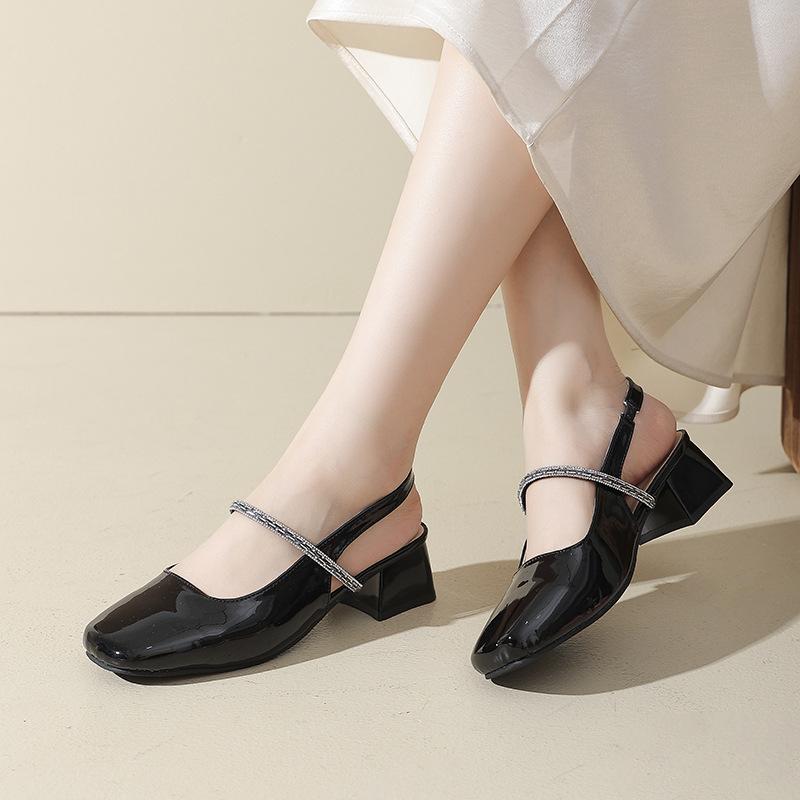 One word with bag head sandals women's thick heel summer 2025 new middle heel square head empty single shoes versatile high heels