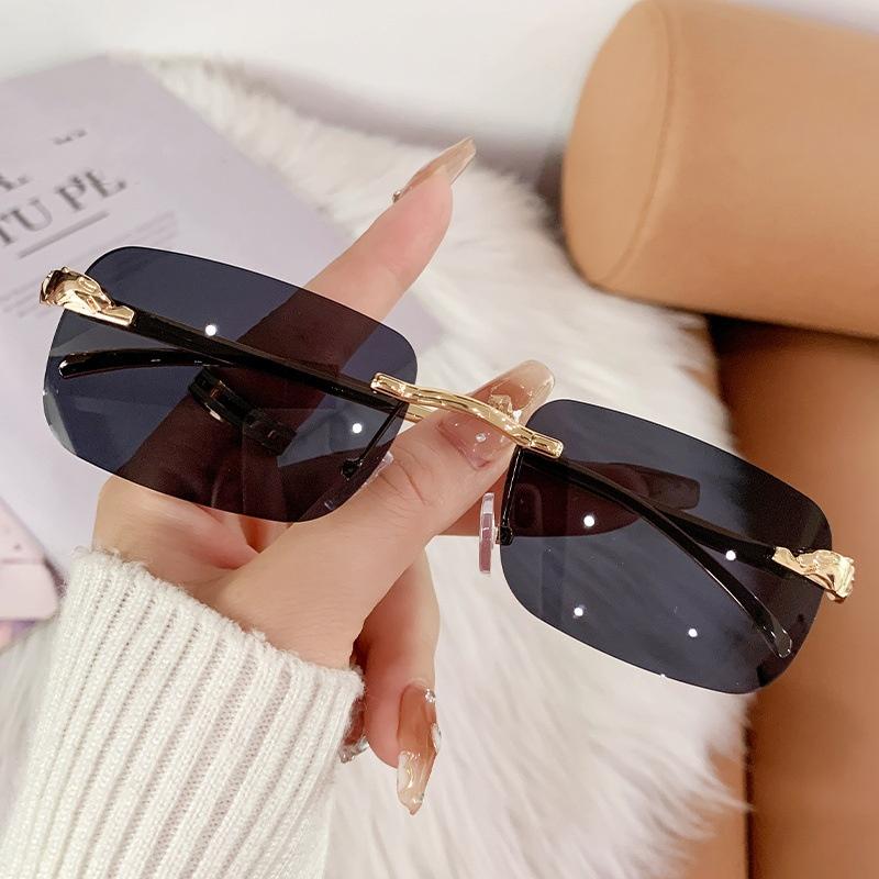 

Модные новые солнцезащитные очки Leopard Head без оправы Cut Edge в маленькой оправе для женщин, солнцезащитные очки для женщин, модные квадратные ультралегкие оптические очки