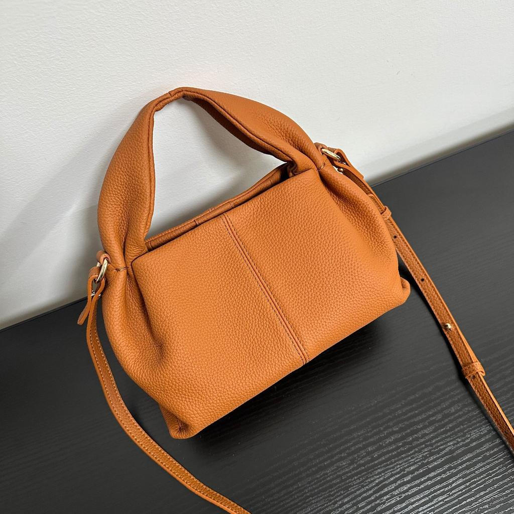 Haute couture first layer cowhide pleated cloud bag niche high-end handbag oblique span shoulder bag women's 2025 new