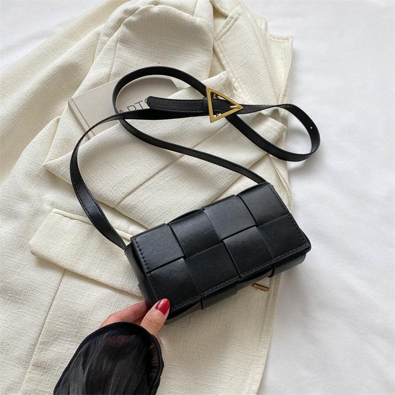 Niche Trend Messenger Bag Autumn New Bag Women's Fashion Simple Small Square Bag Casual Personality Shoulder Bag