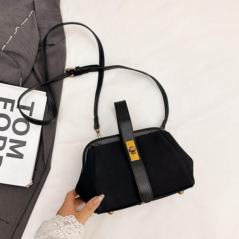 Autumn new small bag texture fashionable portable clip shell bag simple shoulder messenger women's bag