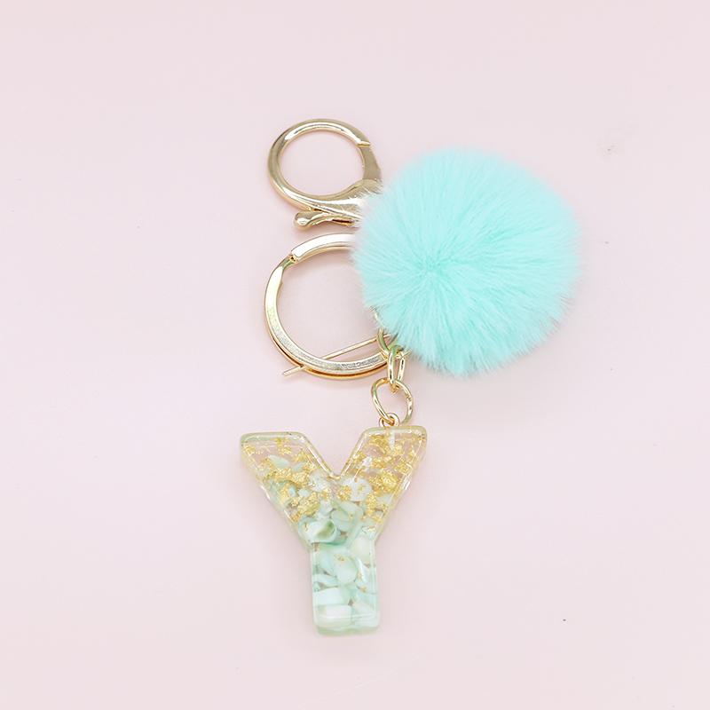 1PC Key Rings Fur Fluffy English Letter Keychain 26 English Plush Ball Women Car Decoration
