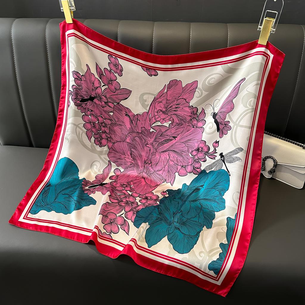 Nowa luksusowa marka moda 70*70cm kwadratowe szaliki projekt szalik jedwabny skośny kobiety hidżab bandana szal owija echarpe foulard