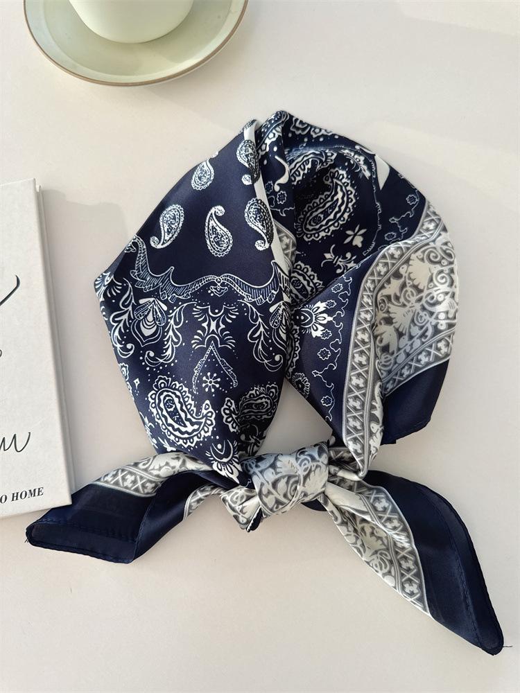 New Small Square Scarf Simple High-end Cashew Flower Waist Silk Scarf Women's High-end Fashion Versatile Belt Accessories