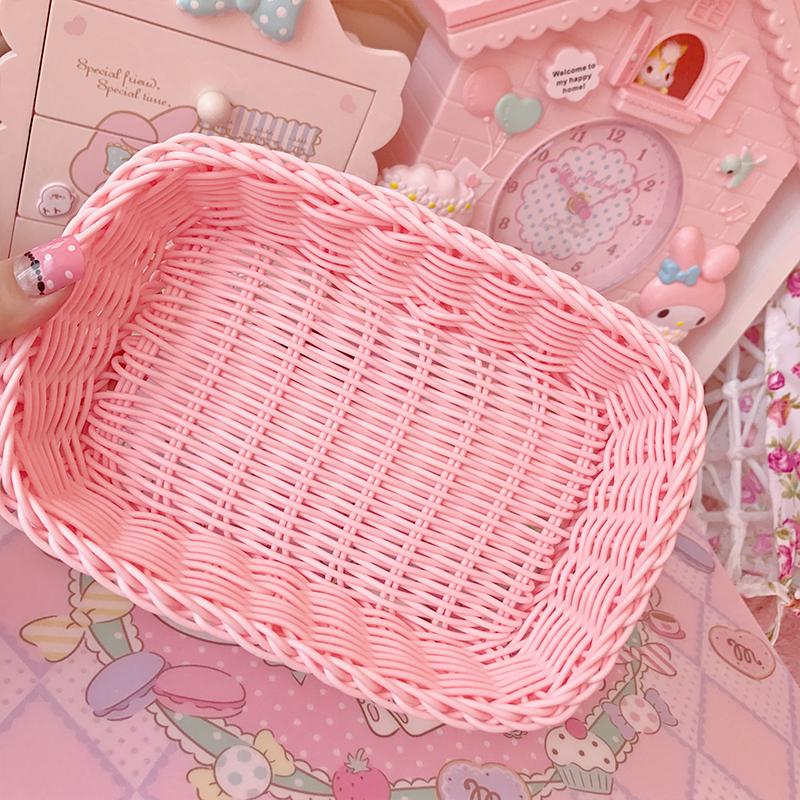 3pcs Love Heart Shape Plastic Rattan Basket Sweet Candy Gift Basket Photo Props Cute Desktop Decoration Cosmetics Fruit Basket