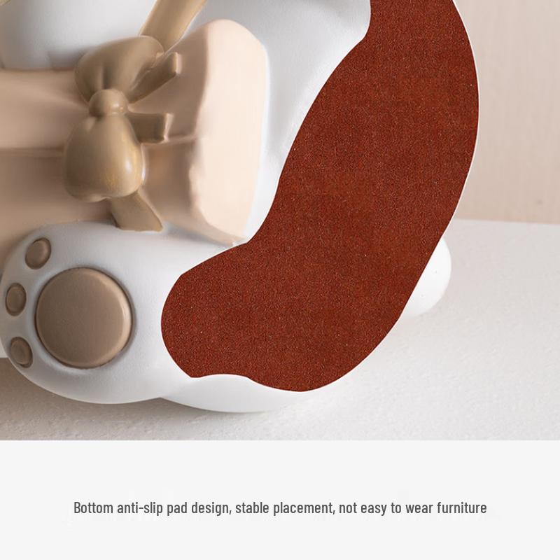Cream Style Hug Bear Resin Figurine