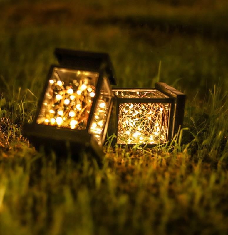 

Solar Candle Lantern: Outdoor Hanging LED Light with Copper Wire for Courtyard and Small Palace Decoration