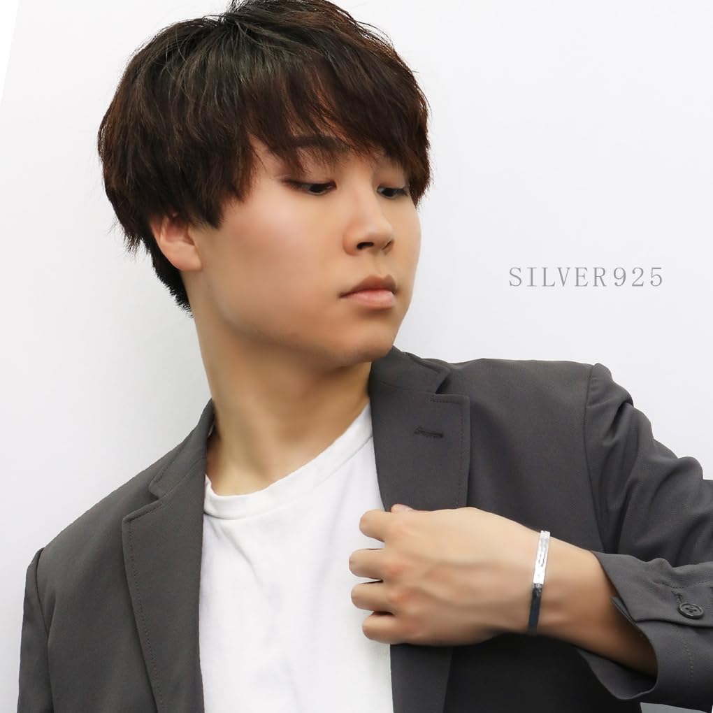 [Shinjuku Gin no Kura] Prosta bransoletka ze srebra 925 z młotkowanym wzorem, wykończenie lustrzane