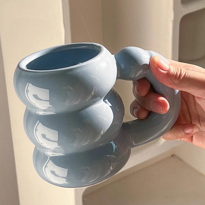 Keramiska Söta Muggar Kaffekoppar Korea Kawaii Designer Cirkel Bubbla Kaffekoppar Frukost Mjölk Juice Te Handtag Kopp Mikrovågssäker