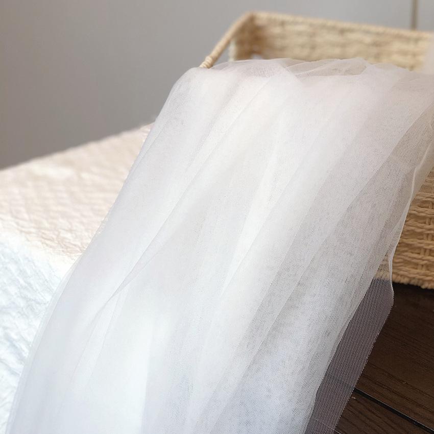 White Gauze Wedding Arch & Ceiling Drape – Chinese Style Outdoor Photo Backdrop