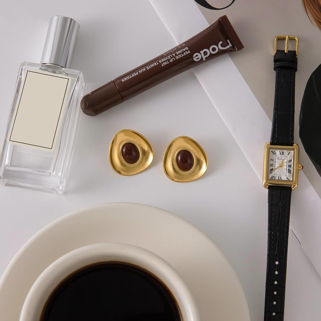 Resin Titanium Steel Stud Earrings Light Luxury High-end Earrings Do Not Fade Stainless Steel