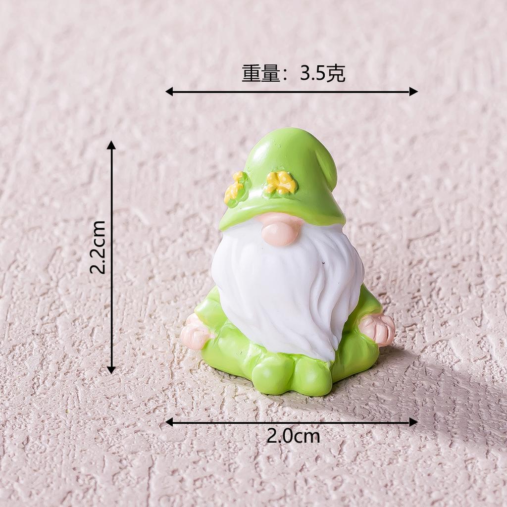 Miniature Gnome Figurine for Garden Terrarium Decoration - Green