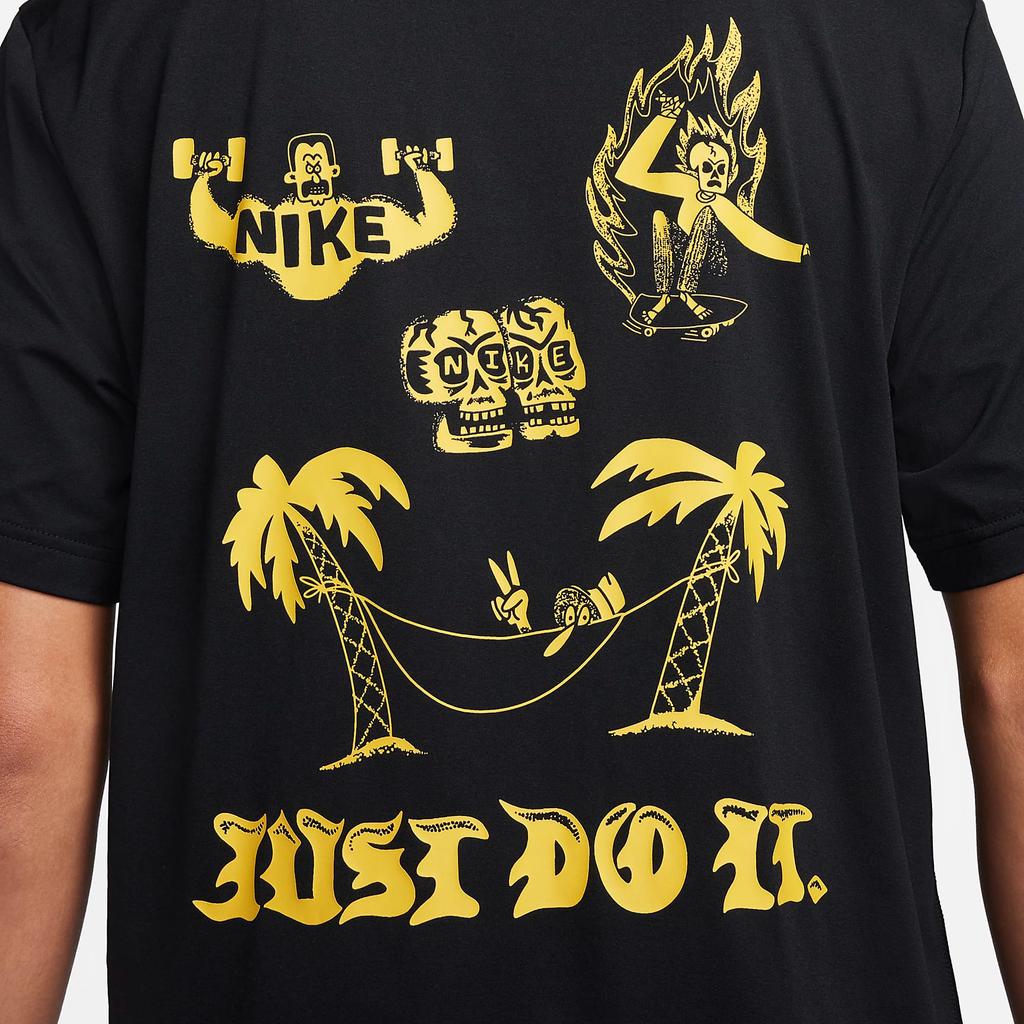 Nike Dri-FIT UV Hyverse Graficzny Nadruk z Napisem na Plecach Koszulka Fitness z Krótkim Rękawem Chroniąca przed Słońcem Szybkoschnąca Męska Top Czarny FB6895-010