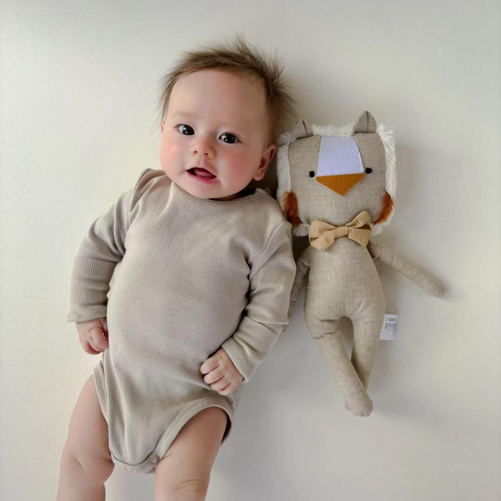 Baby Giraffe Plüschkissen: Beruhigendes Babyspielzeug und Puppe mit weicher Baumwolle