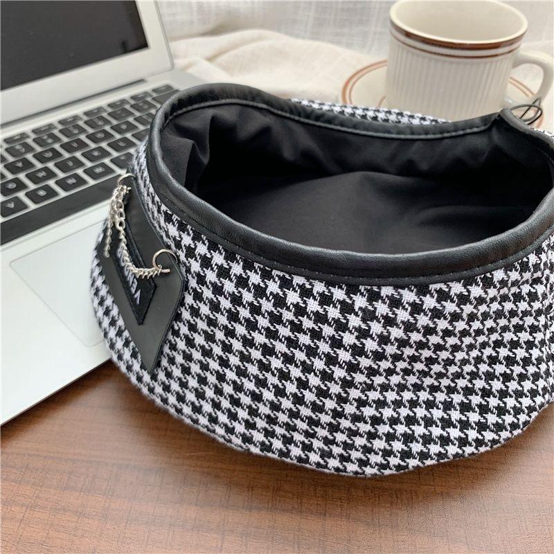 Vintage Plaid Hat With Chain Cool Fashionable Japanese Beanies Metal Patch Beret Elegant Sweet Trendy Street Painter Hat