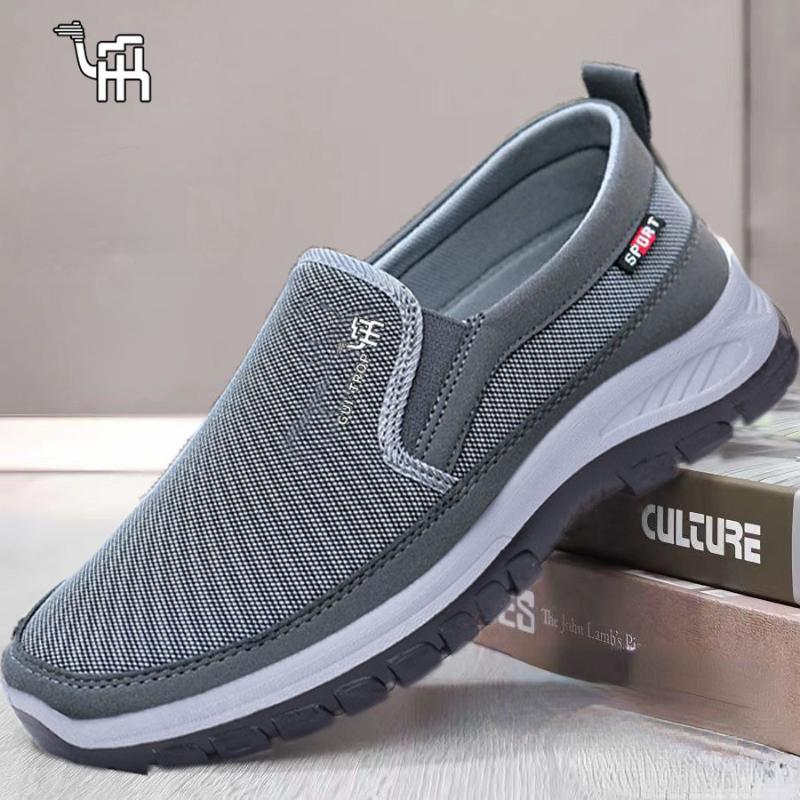 Men Casual Shoes Breathable Soft Bottom Sneakers Men Non-Slip Walking Shoes Comfortable Slip-On Men Loafers Tenis Masculino