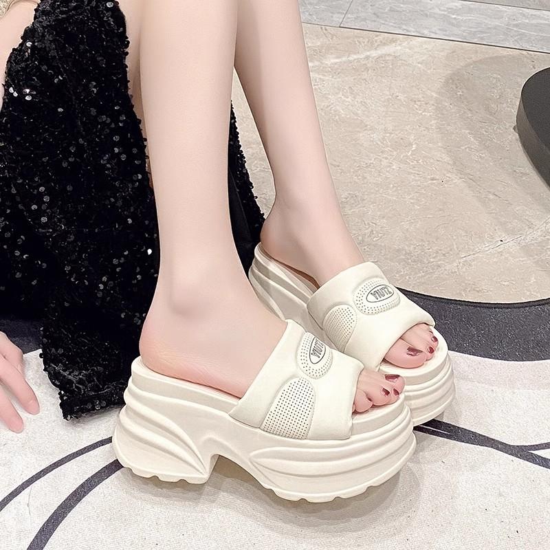 

8CM Summer Women Slippers Ladies Beach Flip-Flops Chunky Leather Shoes Wedges Heels Outside Sandals Woman High Platform Slippers 35 бежевий
