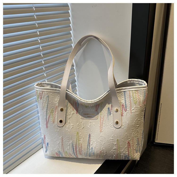 Tote Bag Womens Fall Casual Soft Purse With Zipper Closure For Daily Use