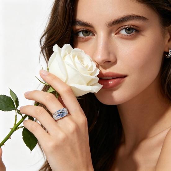 Finger Ring Zinc Alloy Plum Blossom Design Polished Finish Women Ring with Cubic Zirconia Inlaid Jewelry Gift
